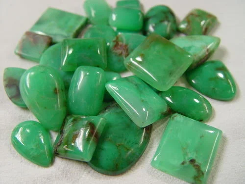 Chrysoprase - the Apple-Green Beauty